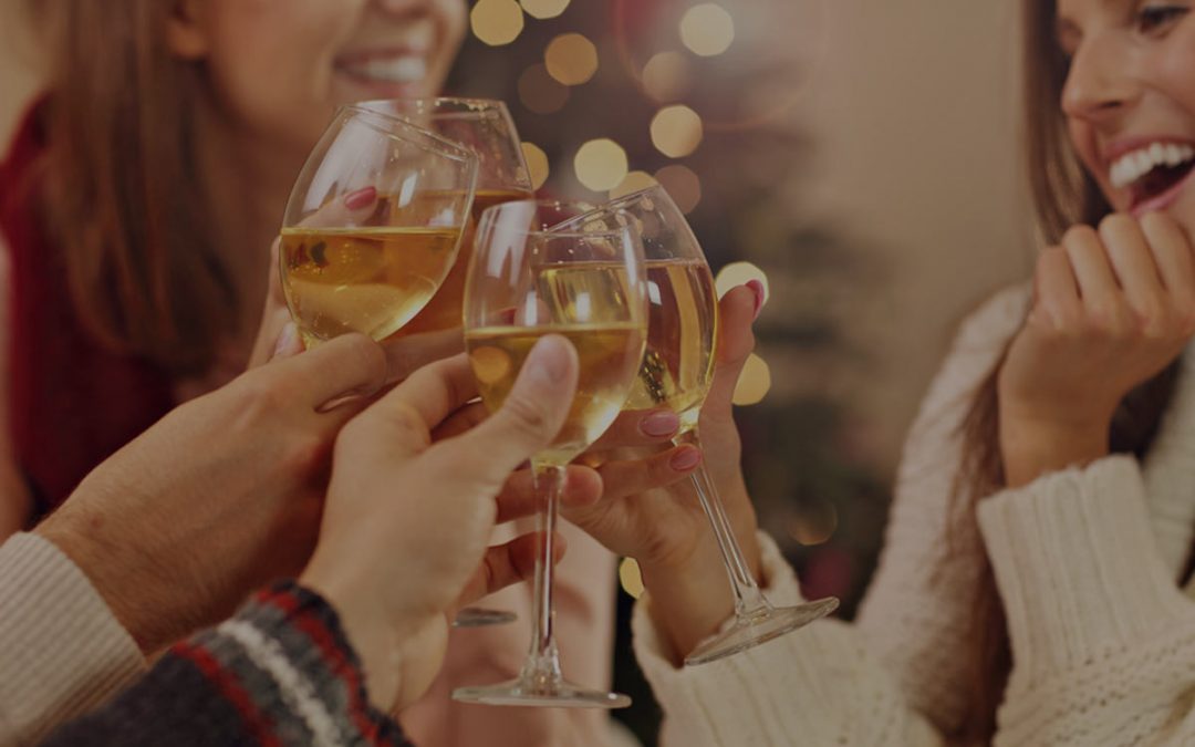 6 White Wines That Will Make Her Smile
